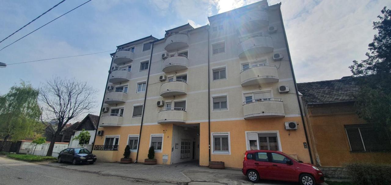 Julija 2 Apartment Pančevo Екстериор снимка