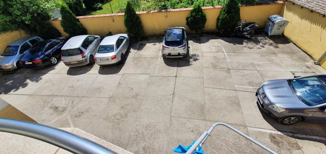 Julija 2 Apartment Pančevo Екстериор снимка